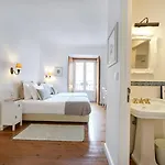 Casa Do Mercado Bed and breakfast 4*