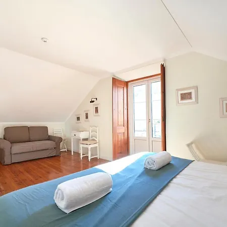 Frühstückspension Casa Do Mercado 4*