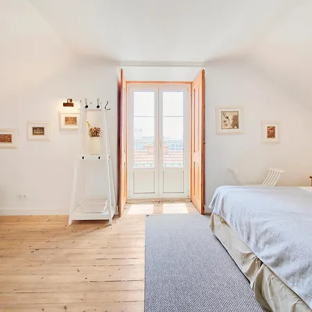 Casa Do Mercado Bed and Breakfast 4*