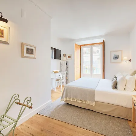 Bed & Breakfast Casa Do Mercado 4*