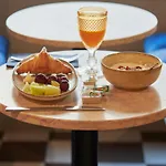 Bed and Breakfast Casa Do Mercado 4*